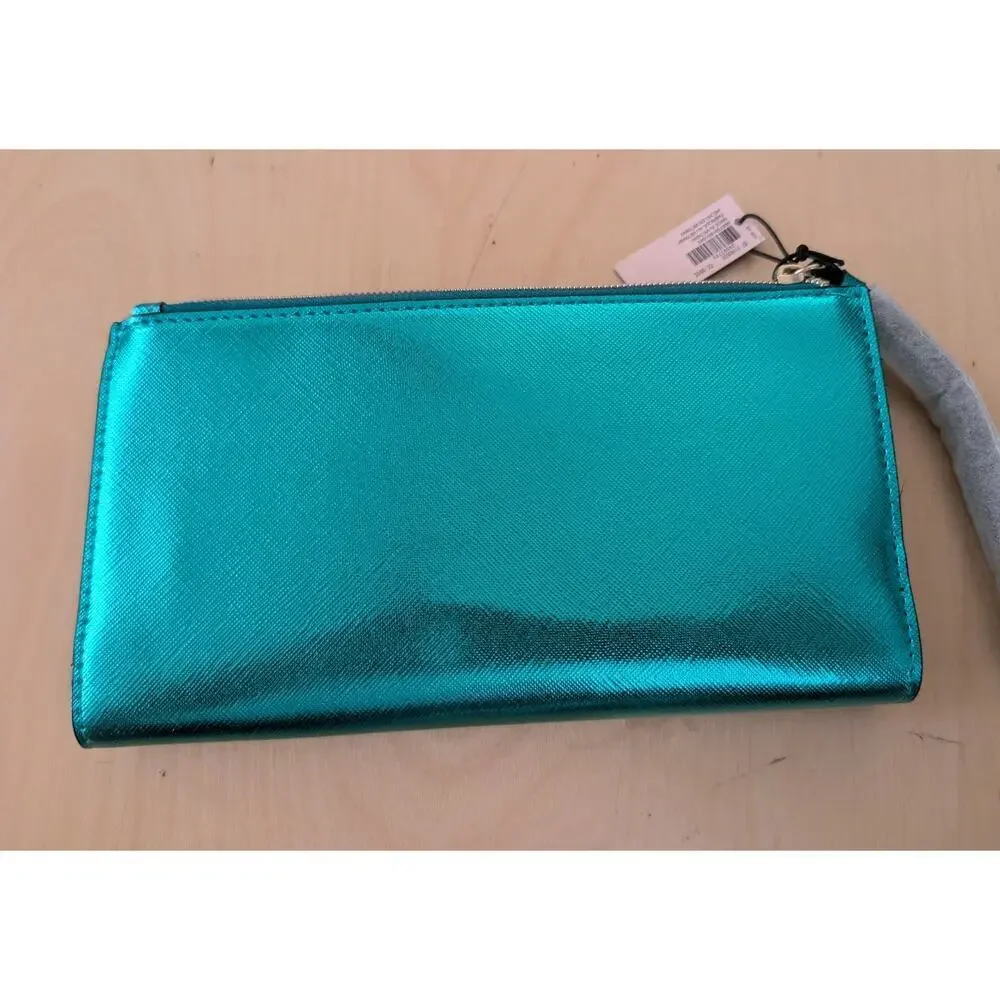 💧NWT Victorias Secret Wallet - Picture 2 of 3